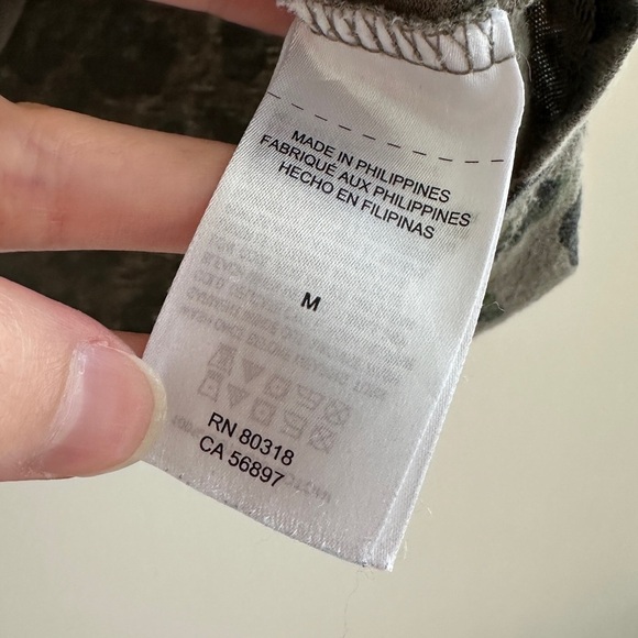 Lucky Brand Green Cheetah Print Short Sleeve T-Shirt, Size Medium - Picture 10 of 16